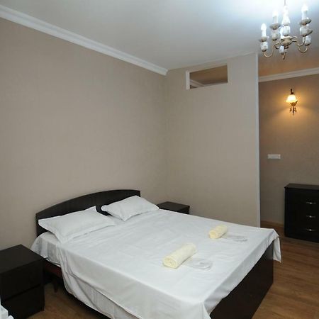 Shako'S Apartments Tbilisi Esterno foto